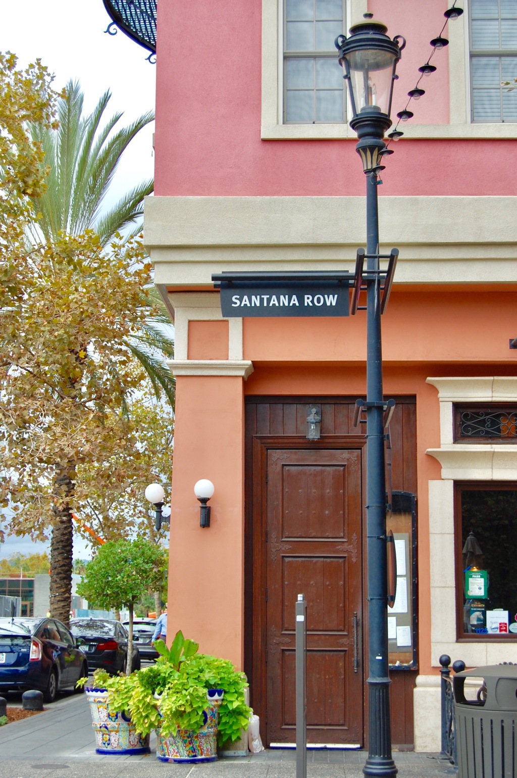 A European-style experience in the heart of Silicon Valley: Santana Row